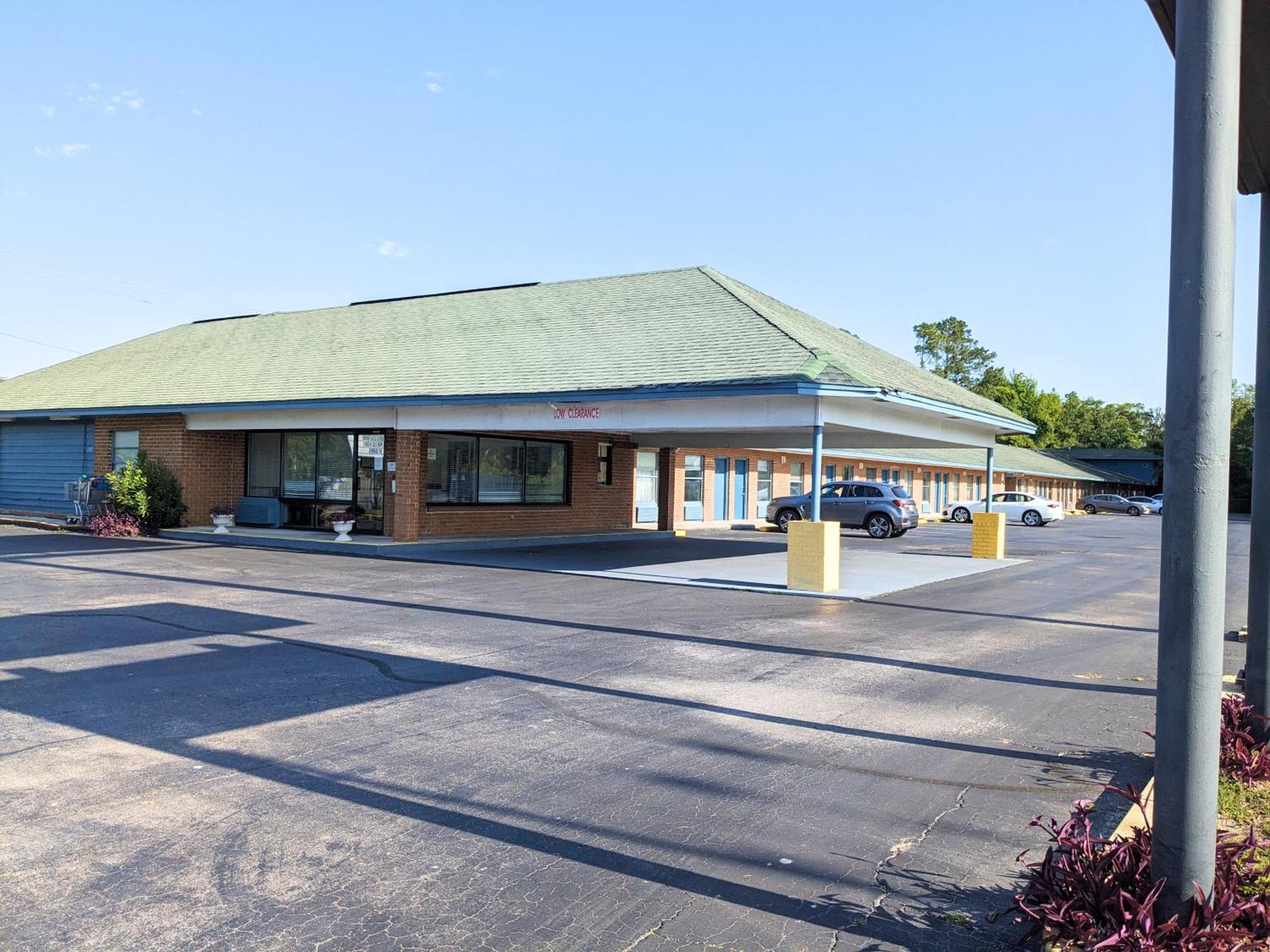 Gateway Inn Lake City Exterior photo